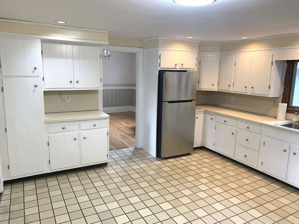 53 Oakland St, Unit 2, Medford, MA 02155