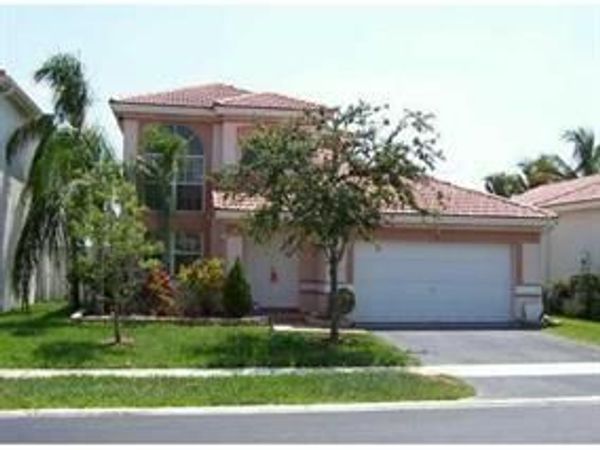 56 GABLES Boulevard, Weston, FL 33326