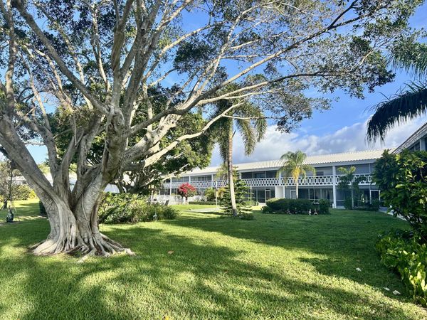 331 TEQUESTA Drive, Unit 216, Tequesta, FL 33469