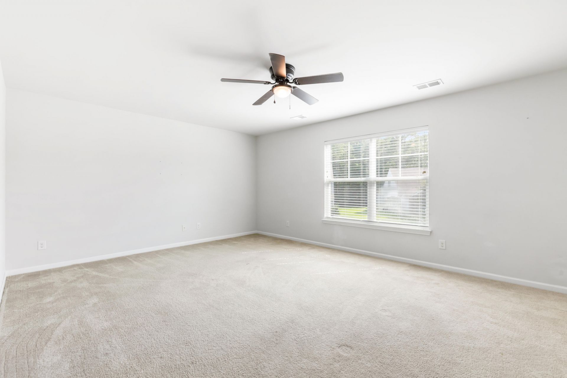 148 Carolina Wren Avenue Photo 39