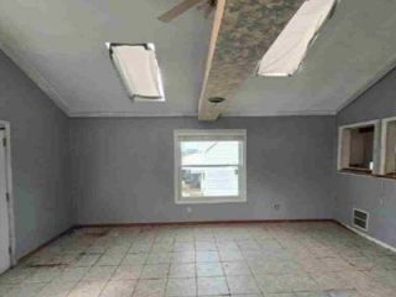 377 Coitsville Road, Campbell, OH 44405 Photo 13