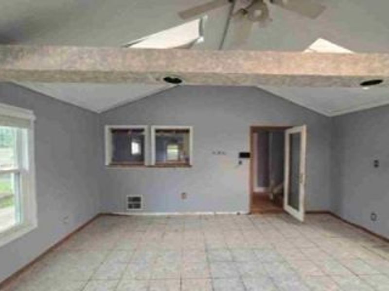 377 Coitsville Road, Campbell, OH 44405 Photo 14
