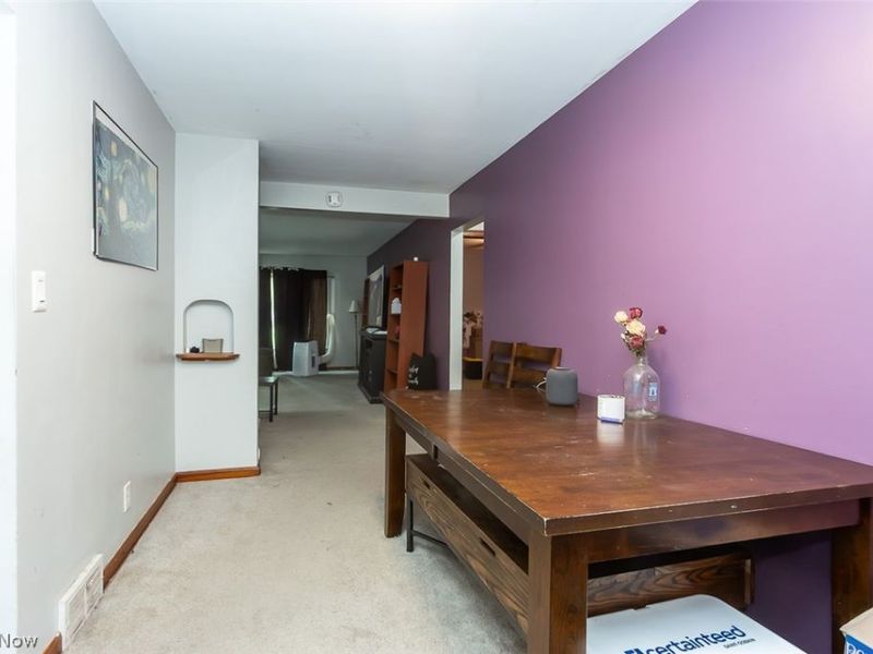 10252 Greenheath Drive, Parma Heights, OH 44130 Photo 14