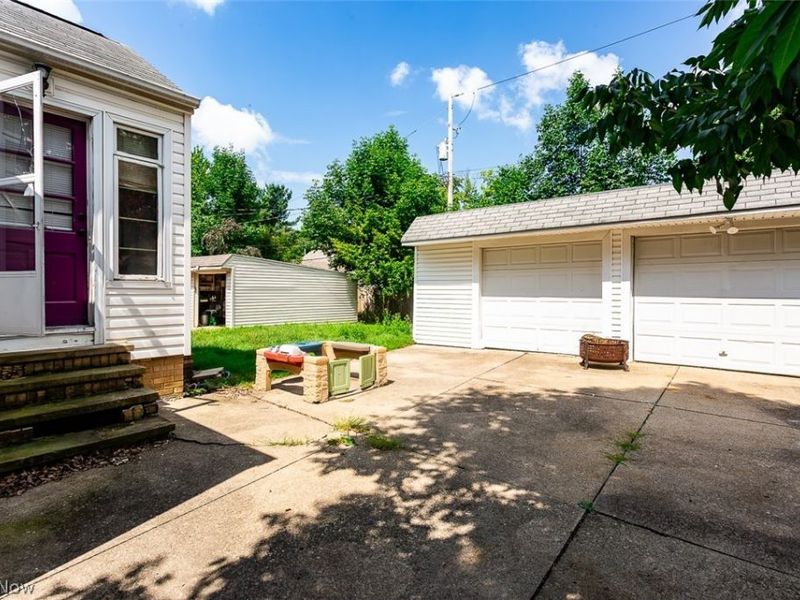 10252 Greenheath Drive, Parma Heights, OH 44130 Photo 37