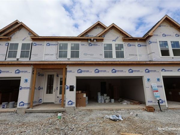 5090 Shepherds Glen , Willoughby, OH 44094