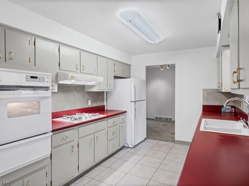 6217 Brookside Road, Independence, OH 44131 Photo 8