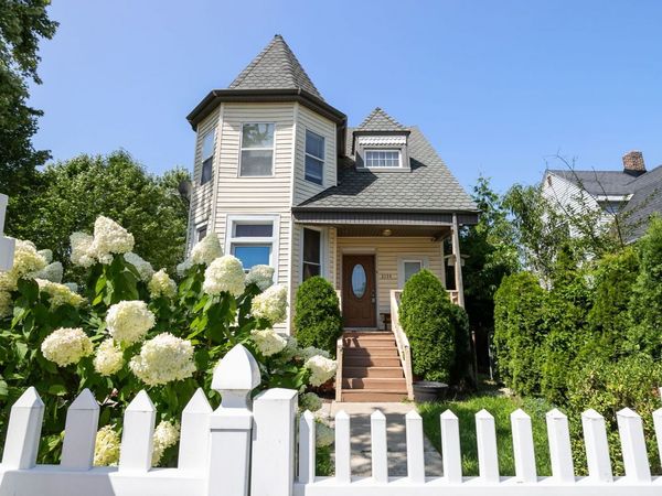 2134 Grove Avenue , North Chicago, IL 60064