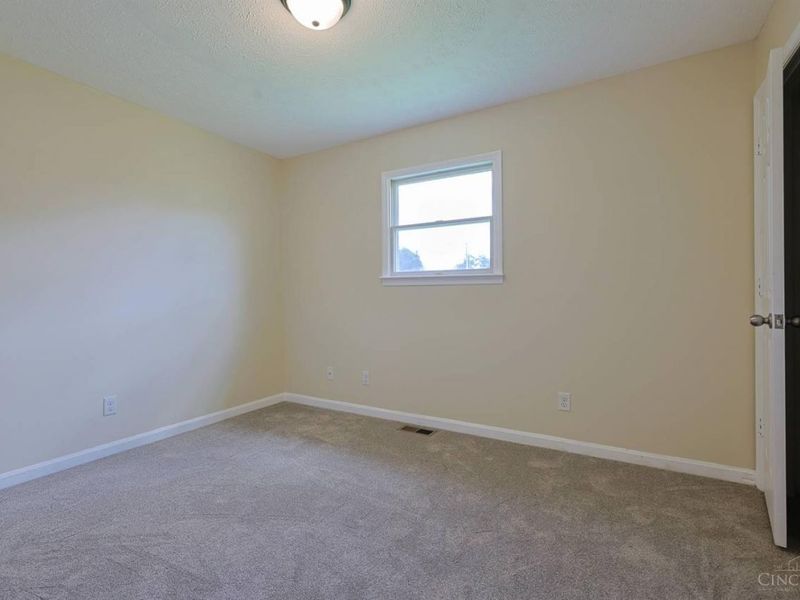 708 E Main Street, Blanchester, OH 45107 Photo 15