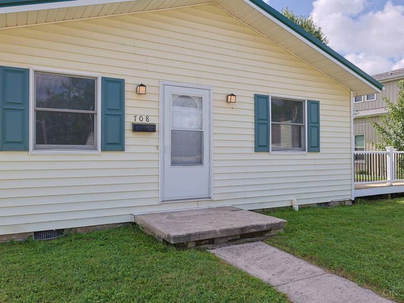 708 E Main Street, Blanchester, OH 45107 Photo 2