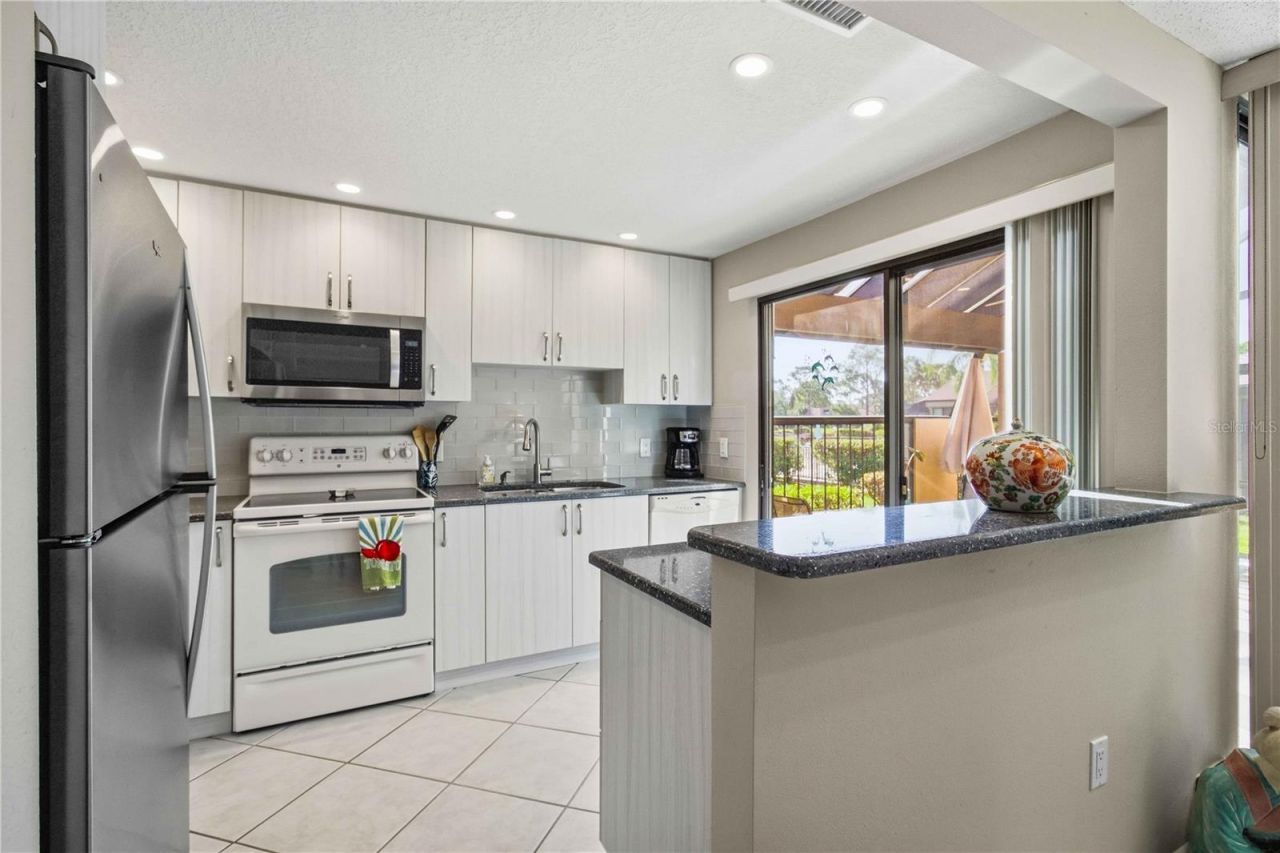 5257 Myrtle Wood, Unit 29, Sarasota, FL 34235 Photo