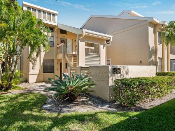 121 LINDSAY LANE, Unit 31, OLDSMAR, FL 34677