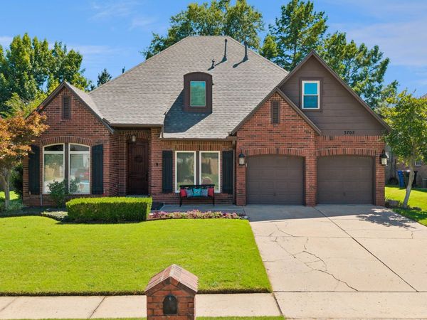 3705 W Canton Street , Broken Arrow, OK 74012