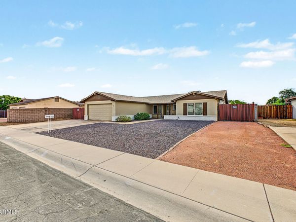 11210 N 52ND Avenue, Glendale, AZ 85304