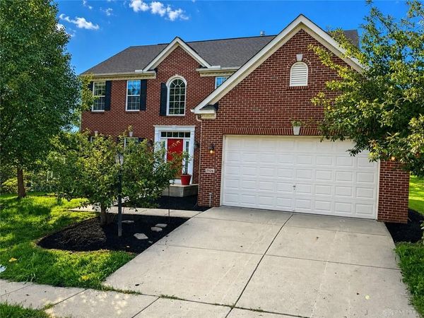 2524 Muirfield Drive, Beavercreek, OH 45431