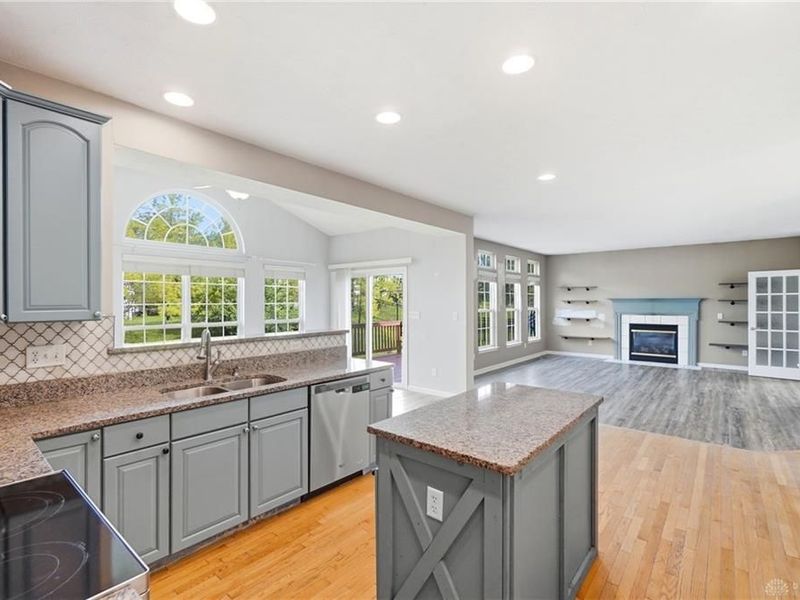 2524 Muirfield Drive, Beavercreek, OH 45431 Photo 10