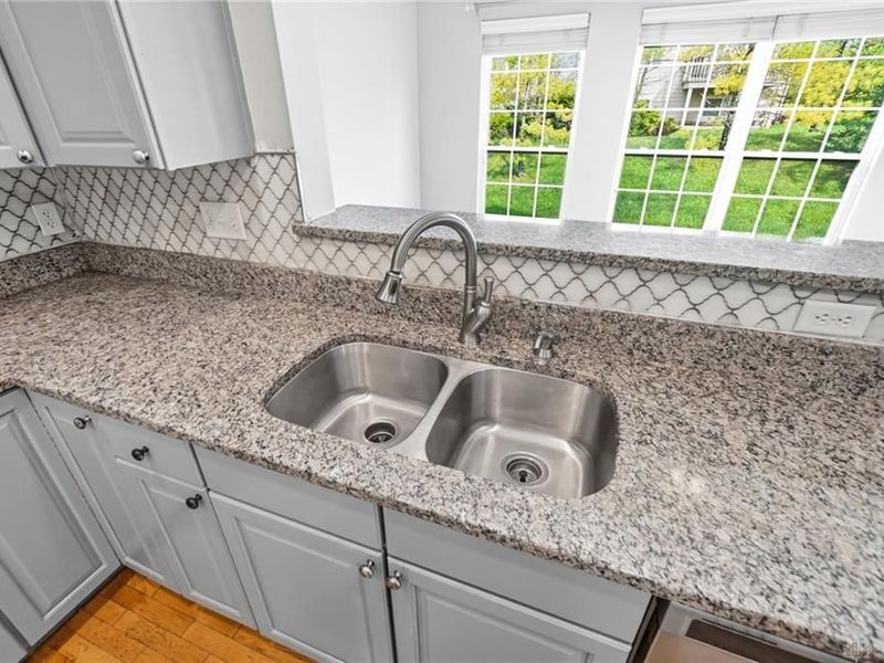 2524 Muirfield Drive, Beavercreek, OH 45431 Photo 13