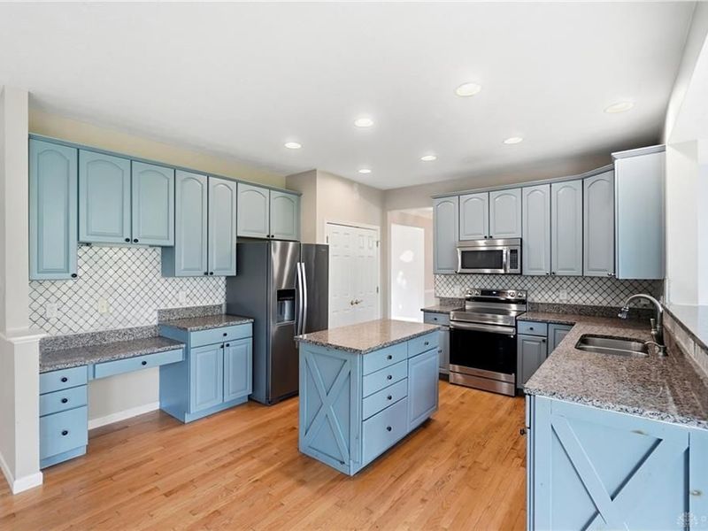 2524 Muirfield Drive, Beavercreek, OH 45431 Photo 14
