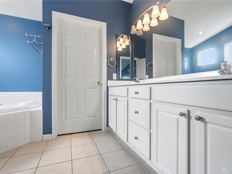 2524 Muirfield Drive, Beavercreek, OH 45431 Photo 49