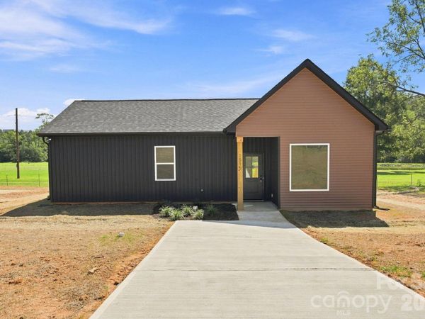 1515 Robin Road , Newton, NC 28658