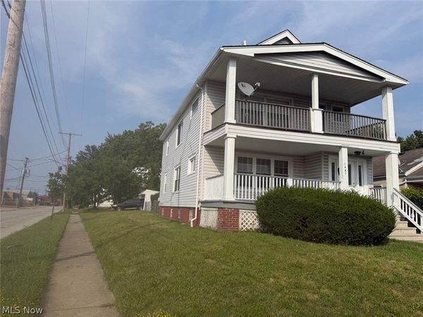 1645 Hillview Road , Cleveland, OH 44112