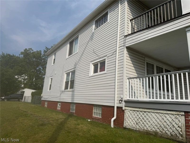 1645 Hillview Road, Cleveland, OH 44112 Photo 3