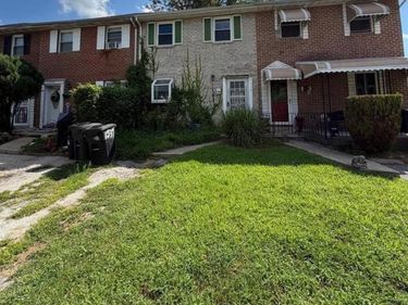 1539 ROOSEVELT DRIVE, SHARON HILL, PA 19079