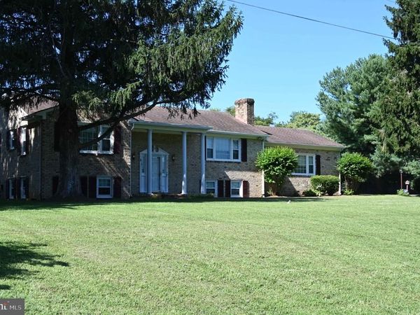 822 BACK STREET , PORT ROYAL, VA 22535