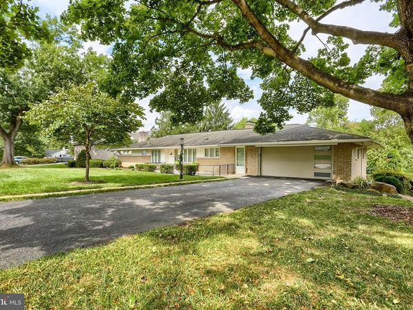 19 EASTGATE DRIVE, CAMP HILL, PA 17011