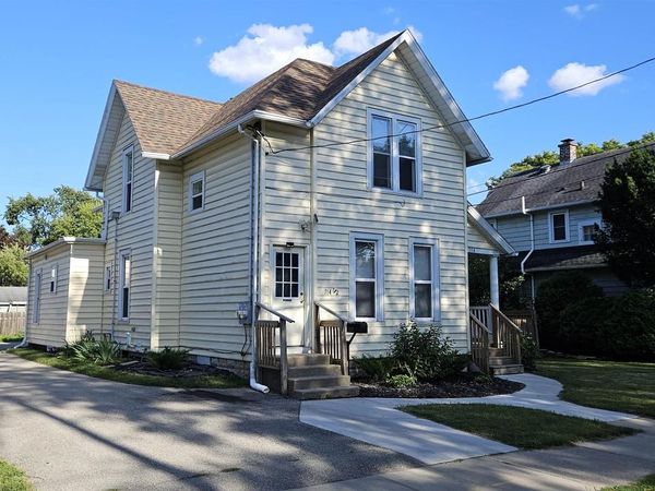714 N DURKEE STREET, Appleton, WI 54911