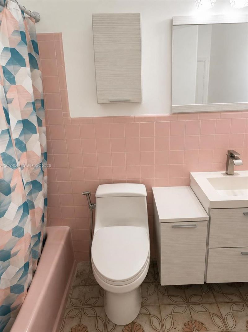 3010 NW 32nd St, Miami, FL 33142 Photo