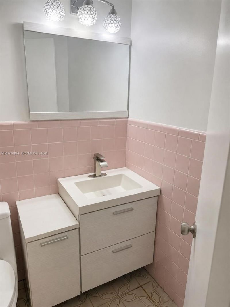 3010 NW 32nd St, Miami, FL 33142 Photo