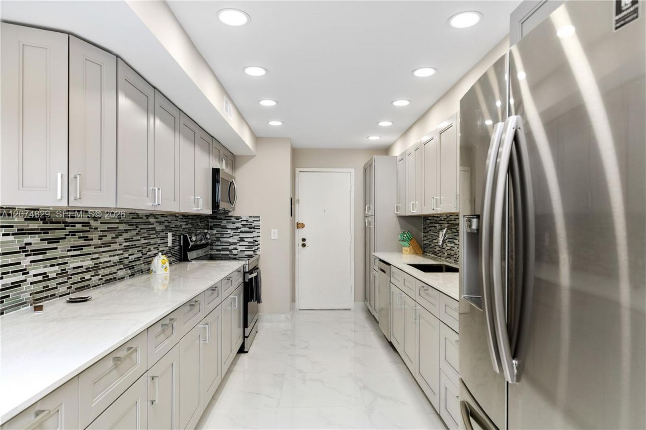 1880 S Ocean Dr , Unit 406, Hallandale Beach, FL 33009 Photo
