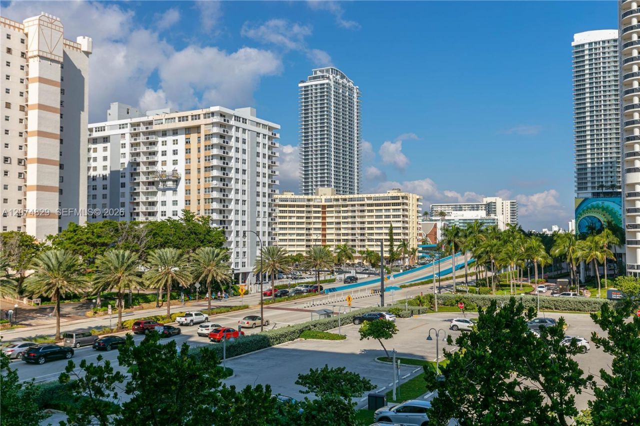 1880 S Ocean Dr , Unit 406, Hallandale Beach, FL 33009 Photo
