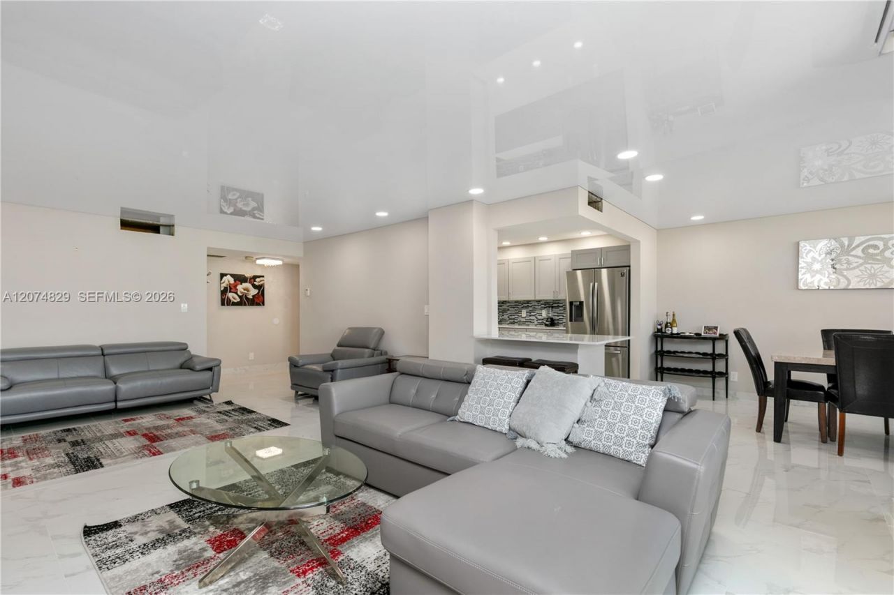 1880 S Ocean Dr , Unit 406, Hallandale Beach, FL 33009 Photo