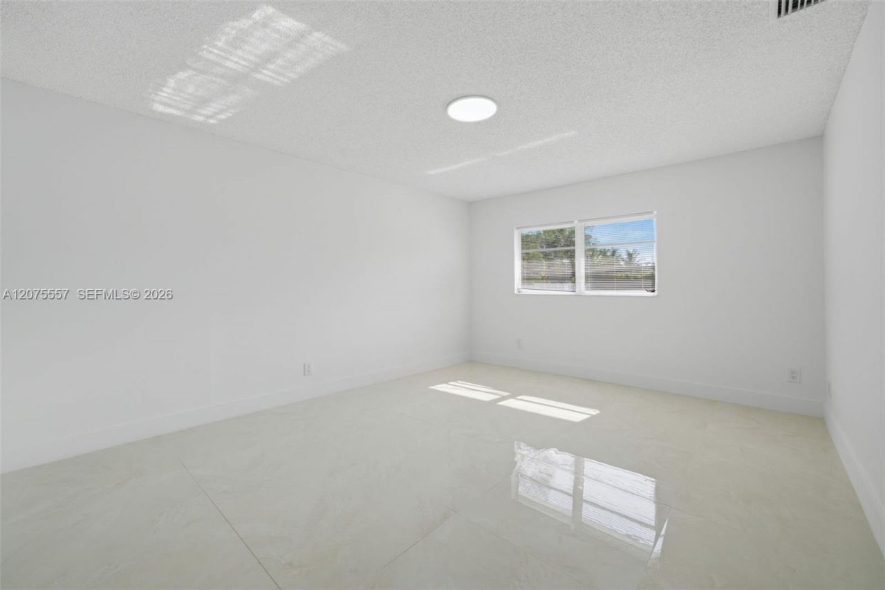 11000 NW 21st Ct , Unit 11000, Miami, FL 33167 Photo