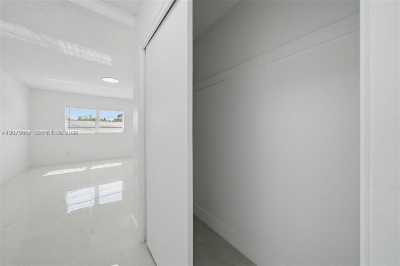 11000 NW 21st Ct , Unit 11000, Miami, FL 33167 Photo