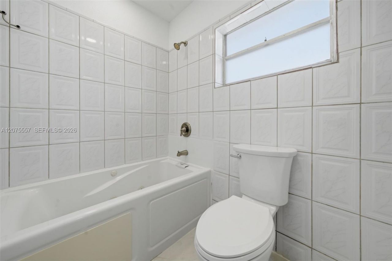11000 NW 21st Ct , Unit 11000, Miami, FL 33167 Photo