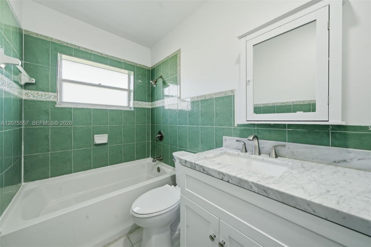 11000 NW 21st Ct , Unit 11000, Miami, FL 33167 Photo