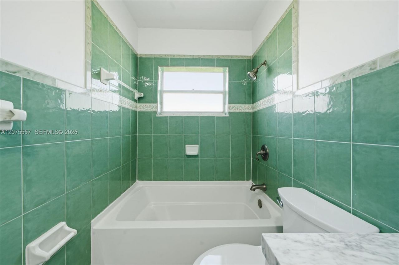 11000 NW 21st Ct , Unit 11000, Miami, FL 33167 Photo