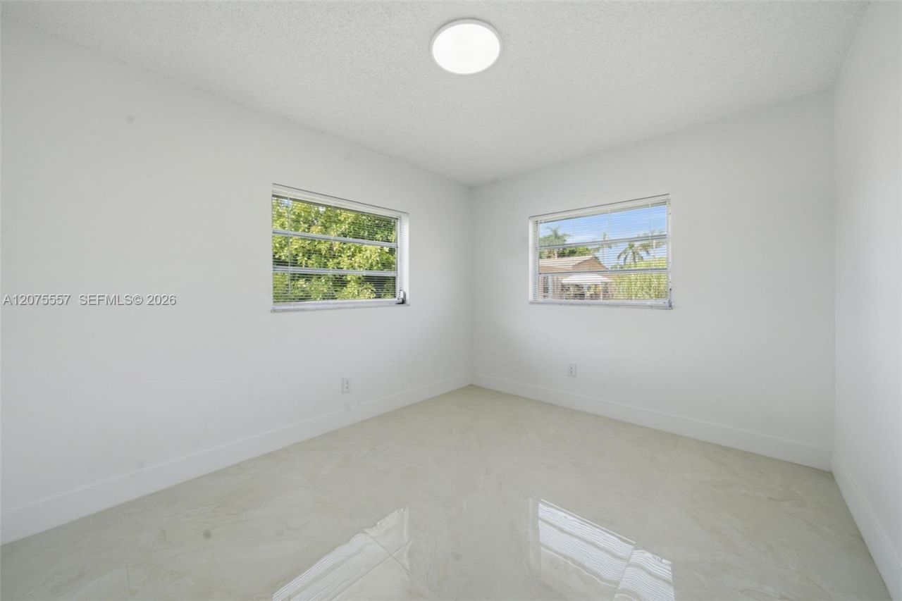 11000 NW 21st Ct , Unit 11000, Miami, FL 33167 Photo
