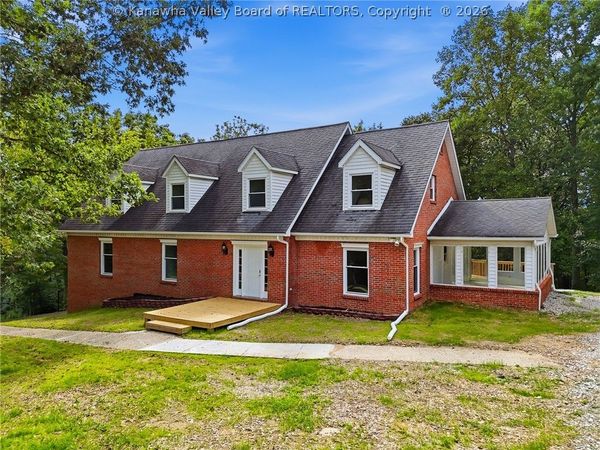 1589 Mount Alpha Road, Charleston, WV 25304