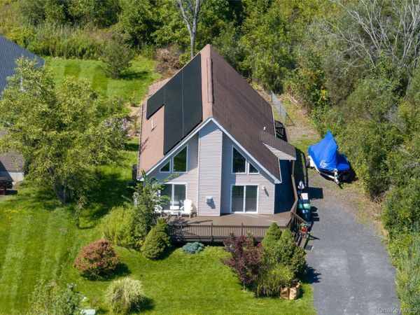 2258 Sleepy Hollow Road , Coxsackie, NY 12051