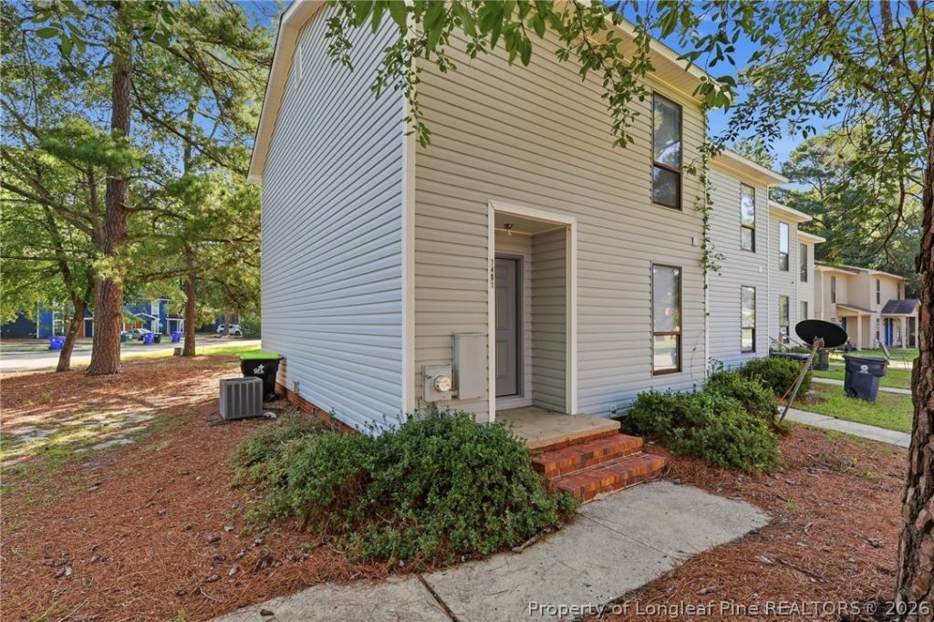 1401-1407 Tangora Lane, Fayetteville, NC 28304 Main Photo