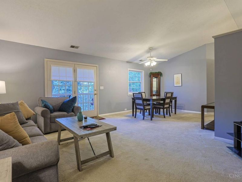 3679 W Galbraith Road, Unit 24, Cincinnati, OH 45247 Photo 6