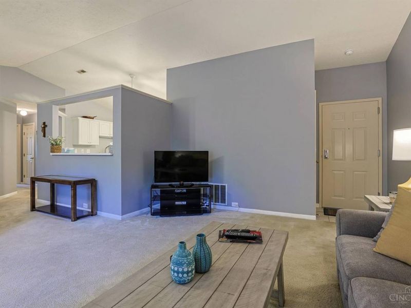 3679 W Galbraith Road, Unit 24, Cincinnati, OH 45247 Photo 8