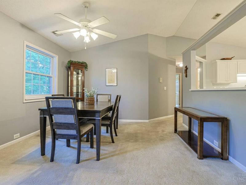 3679 W Galbraith Road, Unit 24, Cincinnati, OH 45247 Photo 9