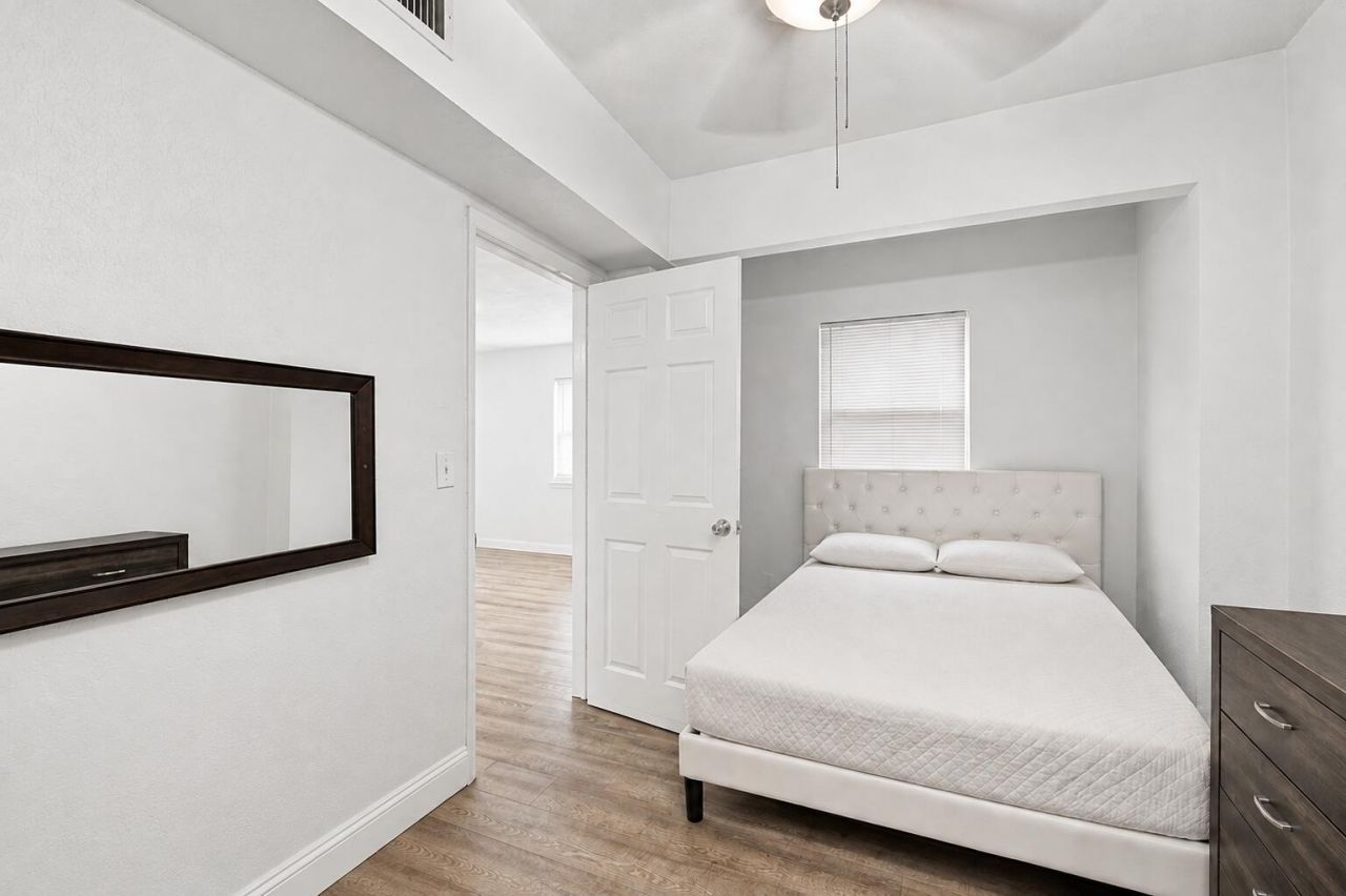 1170 71st Street, Miami Beach, FL 33141 Photo