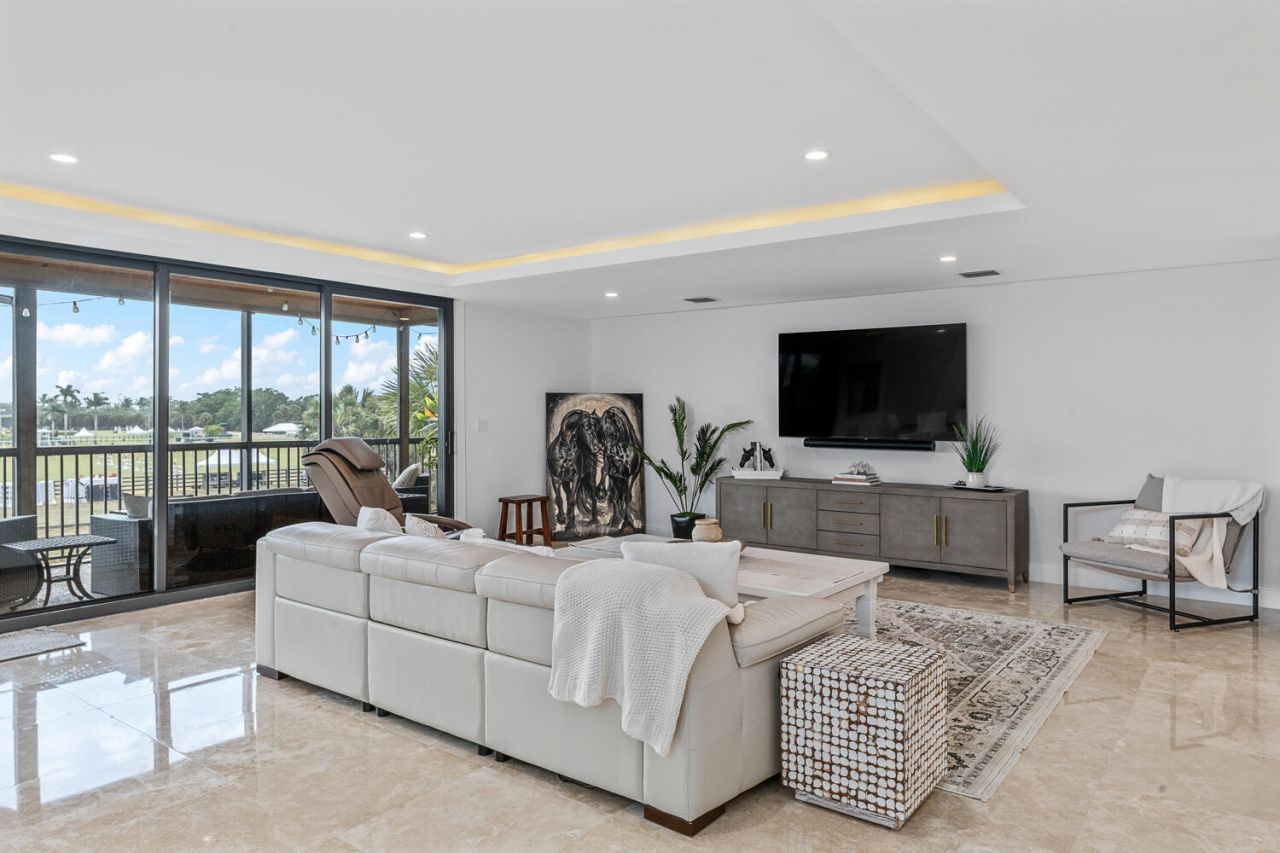 2785 Polo Island Drive, Unit J301 Penth, Wellington, FL 33414 Photo