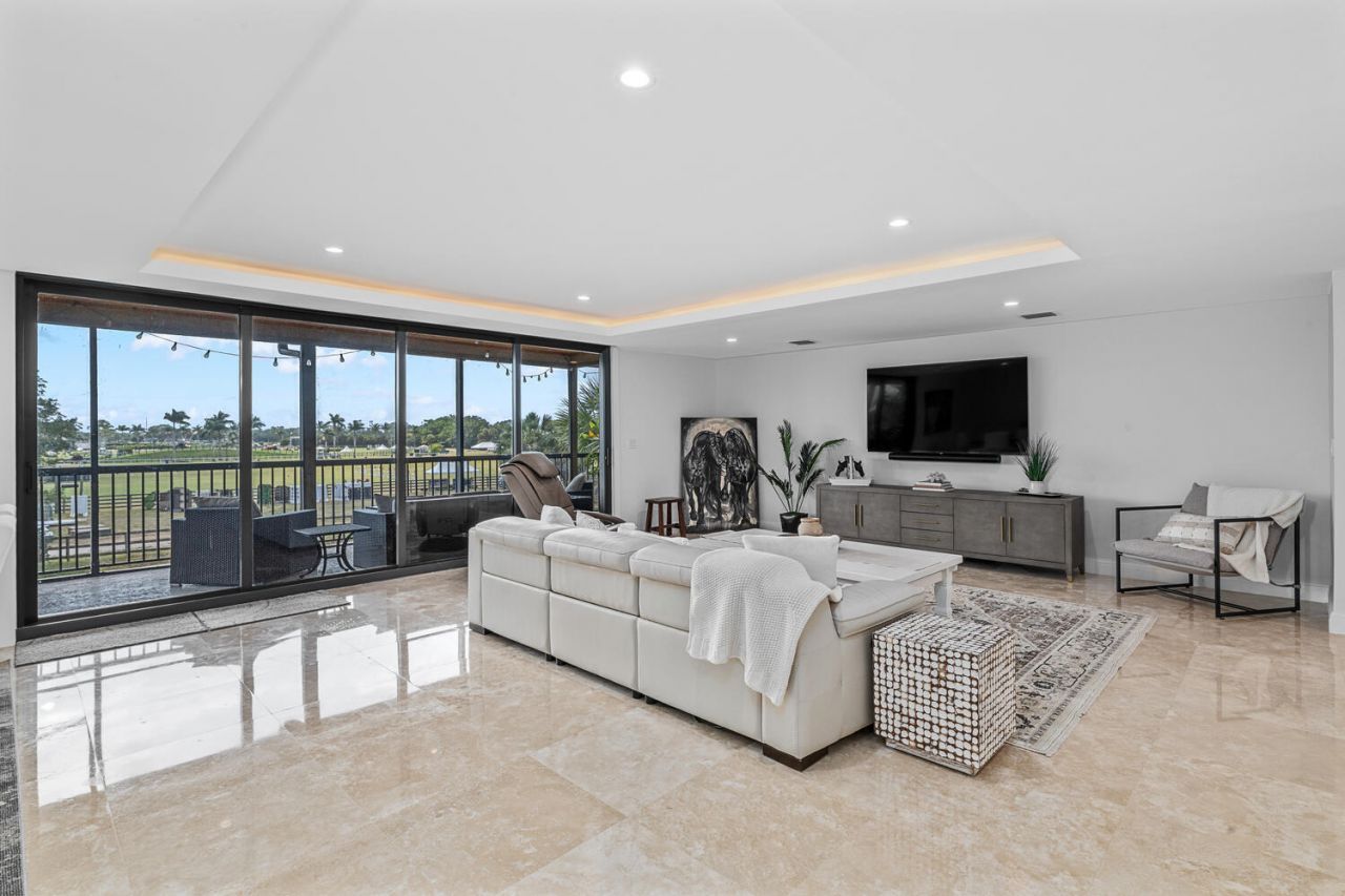 2785 Polo Island Drive, Unit J301 Penth, Wellington, FL 33414 Photo