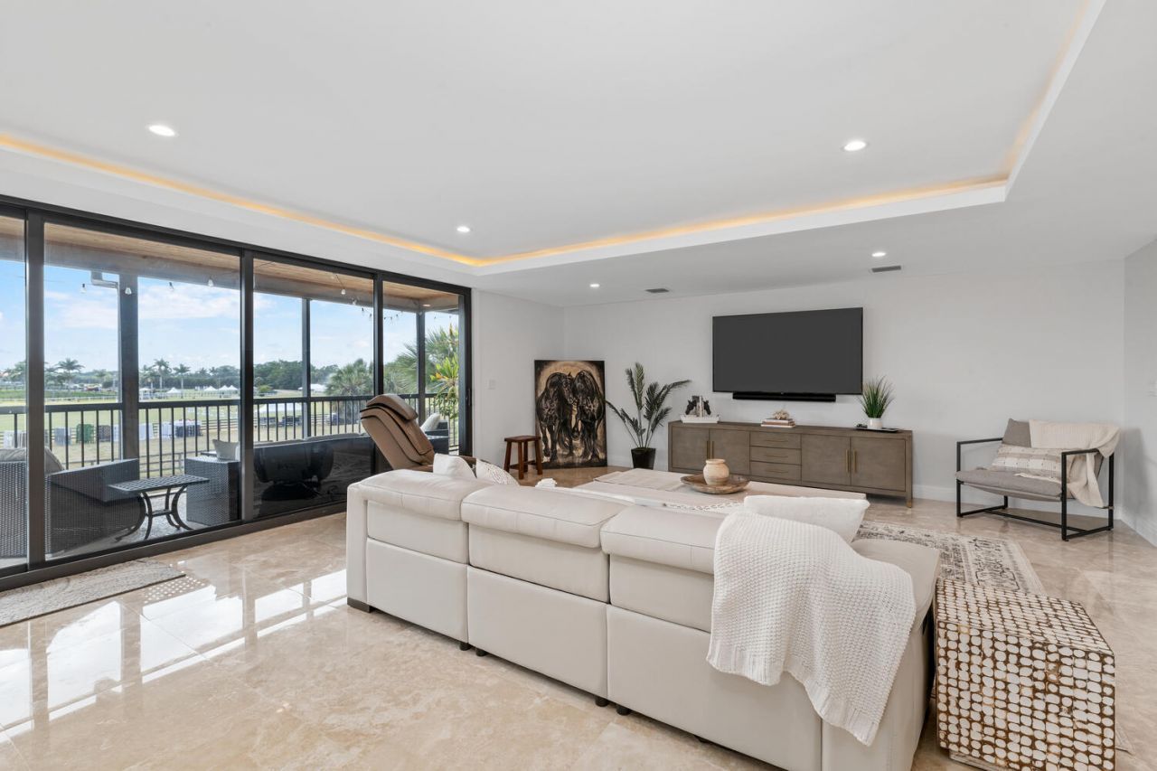 2785 Polo Island Drive, Unit J301 Penth, Wellington, FL 33414 Photo